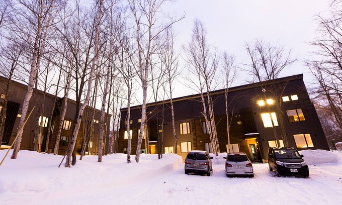 Niseko Hotel | SnowDog Village