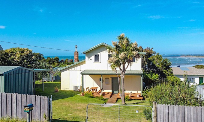 Greens Beach Casa | So close to the beach