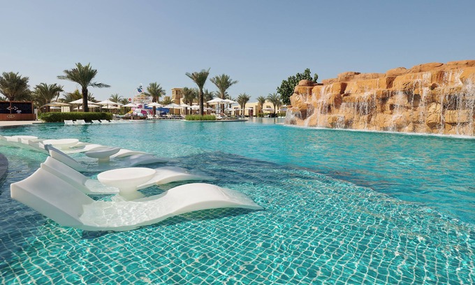 Al Hamra Village Hotel | Sofitel Al Hamra Beach Resort