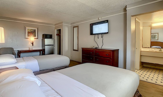 Highlands Hotel | SoHo Inn & Suites Jacksonville North