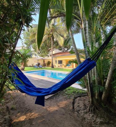 Pointe-Noire Apartamento | Sompteuse villa avec piscine à 5 min de la plage