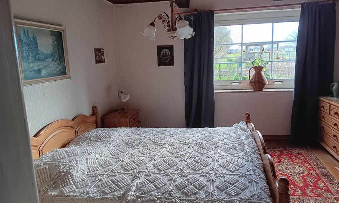 Lasbek Apartamento | Sonnenscheinhof Alpacas, vacation apartment on the first floor for 5 people