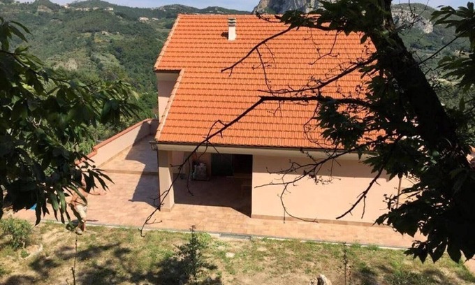 Orco Feglino Villa | Sopra il Santuario. Encantadora villa de nueva construcción.