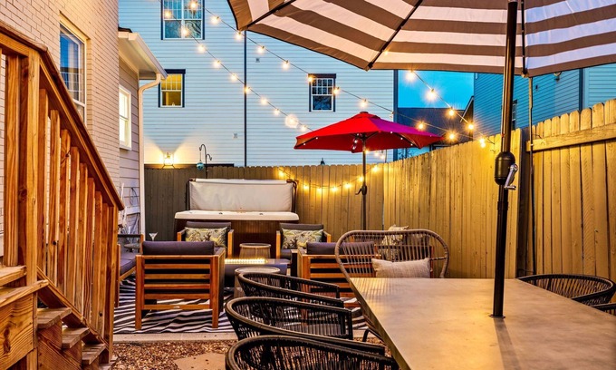 Historic Waverly Cabaña | Southern Elegance-private Hot Tub-walk to 12 S