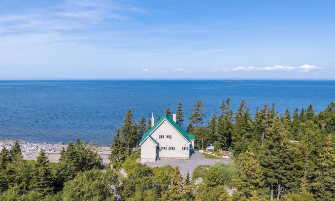 Notre-Dame-des-Neiges Chalet De Esquí | Spa, Nature & Comfort | Chalet L’Rioux