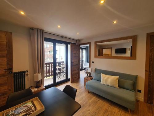 Les Carroz-d'Araches Apartamento | Spacieux 2 pièces + cabine, idéal famille, 5 pers, centre village, proche commerces et pistes - FR-1-572-156