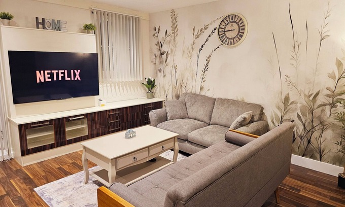 Edgware Apartamento | Spacious 2-bedroom Flat, Edgware, London