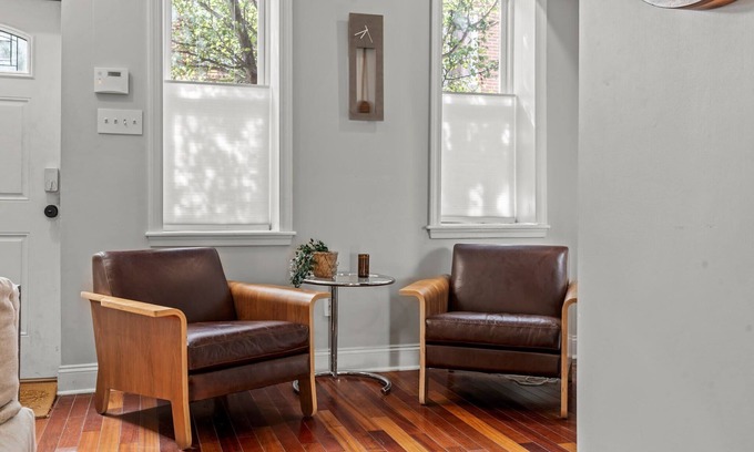 Olde Kensington Casa | Spacious 2BR/2BA in Trendy Fishtown | NoLibs