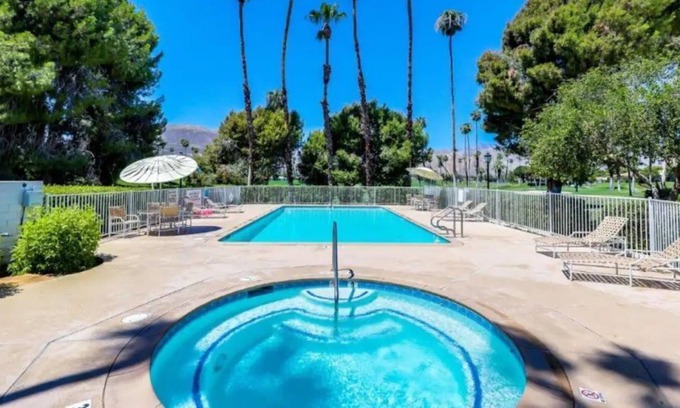 Thousand Palms Casa | Spacious 3 bdrm TOWNHOUSE with the BEST MOUNTAIN & GOLF COURSE VIEWS!!!