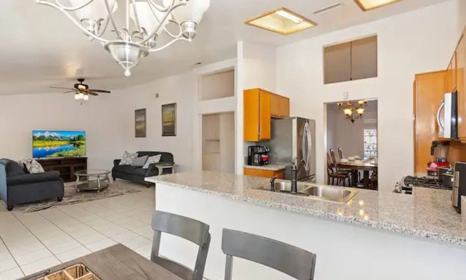 Victorville Casa | Spacious 3BR in Peaceful VV Area