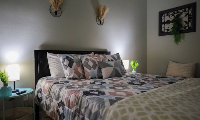 Olive Branch Casa | Spacious 4-bedroom house in charming Olive Branch with WiFi, AC