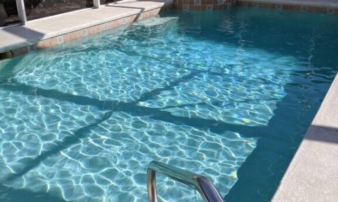 Inverness Villa | Amplia villa de 4 dormitorios con piscina.