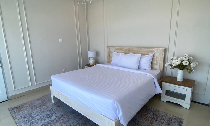 Pemogan Villa | Spacious 6BR 6Bathrooms Villa, Private Pool, Daily Housekeeping, Prime Location!