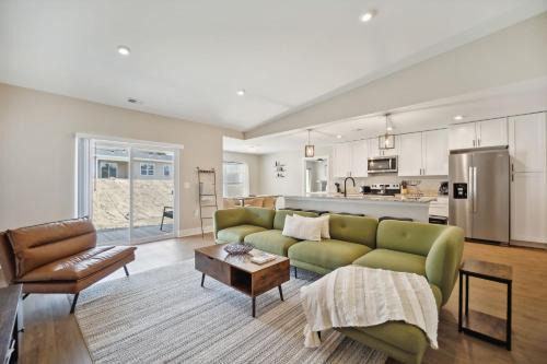 Williamsburg Casa | Spacious 9BR 9BA Combined Condos in Traverse City