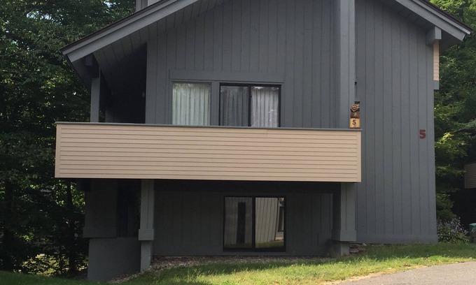 Lincoln Casa | Amplio y encantador, 3Bedroom 2Bath adosado 8-10