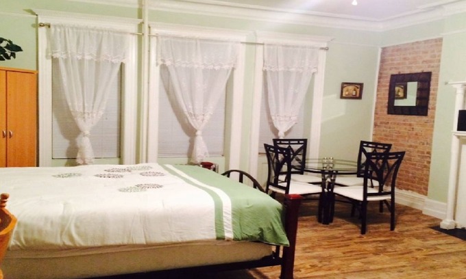 Harlem Hotel | Los amplios estudios acabados de alta calidad