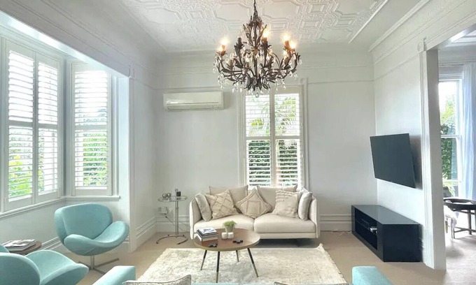 Parnell Villa | Spacious & beautifully appointed Parnell Villa with amazing city views