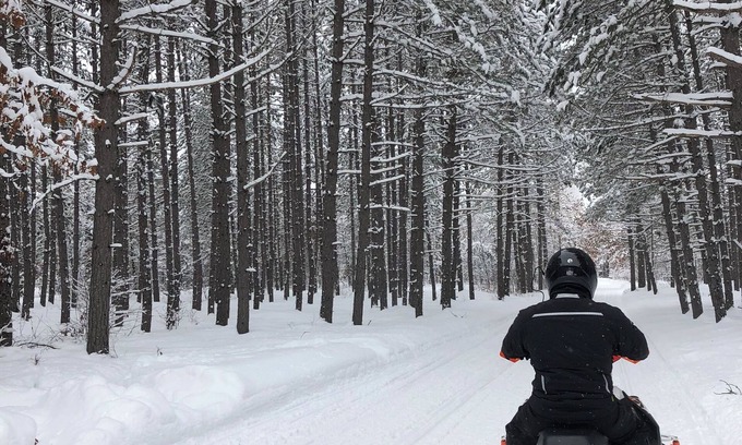 Jim Falls Cabina | Spacious Cabin on the Lake with Wood Burning Fireplace - ATV/Snowmobile trails