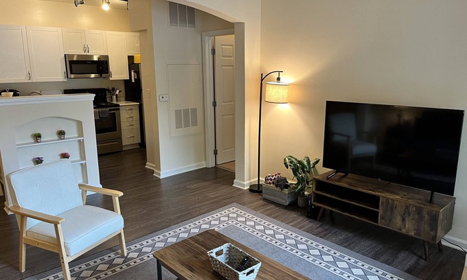 Ballenger Creek Apartamento | Spacious, Elegant 2BR apartment near Frederick