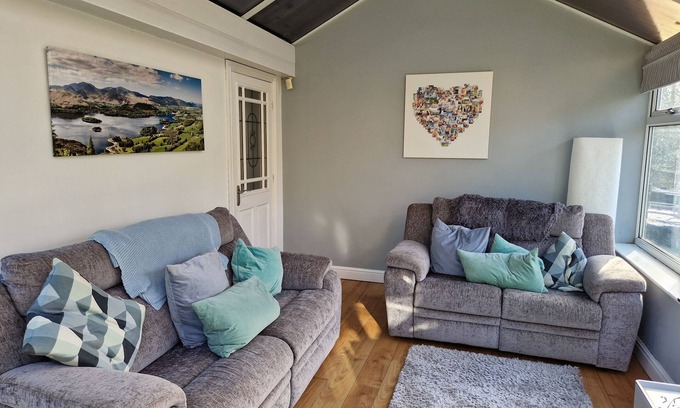 Rossendale Casa | Spacious home with amazing views of the Rossendale valley, a beautiful retreat.