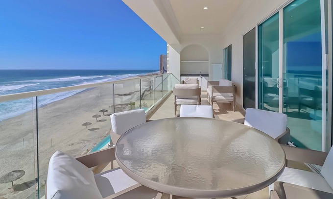 Rosarito Condominio | Spacious-MarYSolCondo-BeachFront-5thFLR-Rosarito