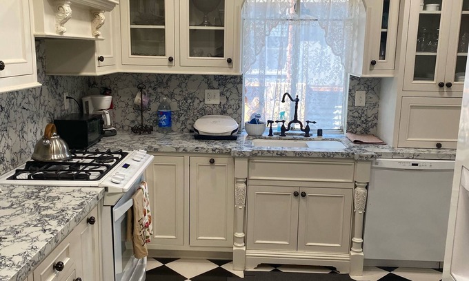 El Camino Village Casa | Spacious South Bay Home Close to Everything