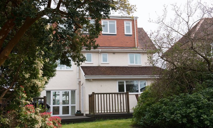 Mumbles Casa | Spacious, Stylish House - 500 yards to the sea front