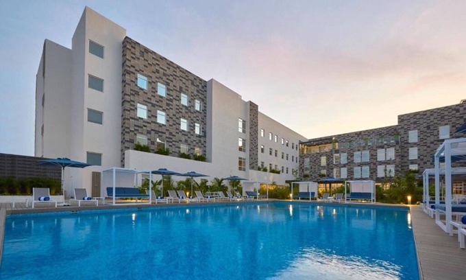 Benito Juárez Apartamento | Spacious Suite Near Airport | Free Shuttle, Breakfast, Pool & Game Room