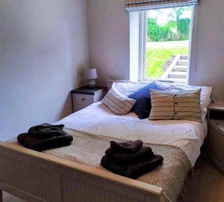 Clogherhead Casa | Spacious Thatched cottage with modern facilities in seaside village