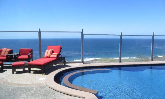 Salsipuedes Casa | Espectacular casa personalizada con piscina / jacuzzi en Bajamar Ocean Front Golf Resort