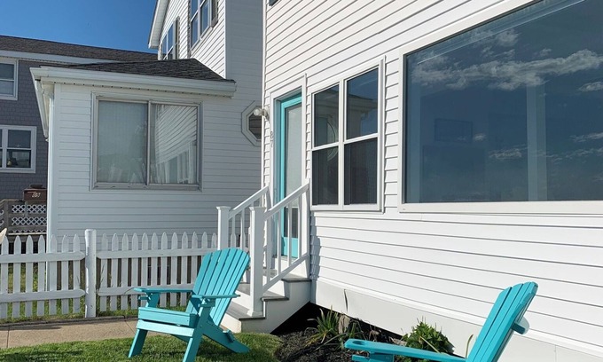 North Weymouth Casa | Spectacular Ocean Sunsets I Pet Friendly