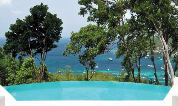 Friendship Bay Villa | Nueva espectacular en alquiler con mar panorámico y vistas de los atardeceres