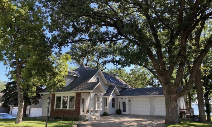 Spicer Cabaña | Spice of Life Cottage on Green Lake - Great Family Rental.