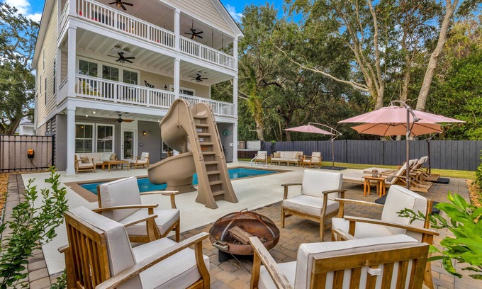 Palmetto Dunes Casa | Spinners End | 6 Talon Court @ Fish Haul Beach | Pool & Spa | Ocean View | Walk to Beach