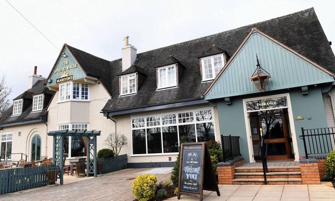 Cosford Hotel | Spread Eagle, Gailey by Marston's Inns