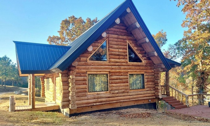 Grove Cabina | Spring Pond Cabin at White Buffalo Lodge; Family-sized with lake access