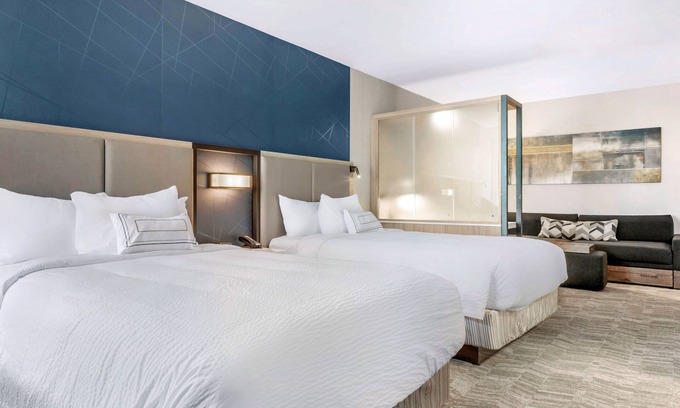 Charlotte Hotel | SpringHill Suites by Marriott Charlotte Southwest