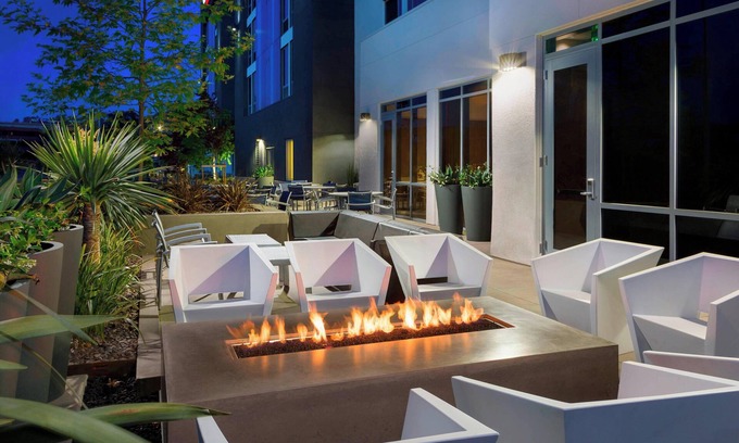Mission Valley East Hotel | Springhill Suites San Diego Mission Valley