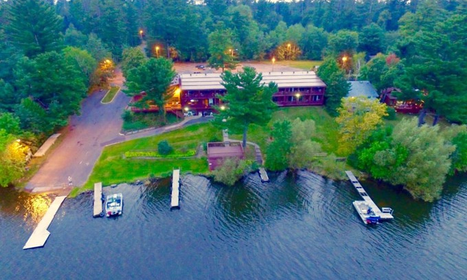 Solon Springs Hotel | St. Croix Inn