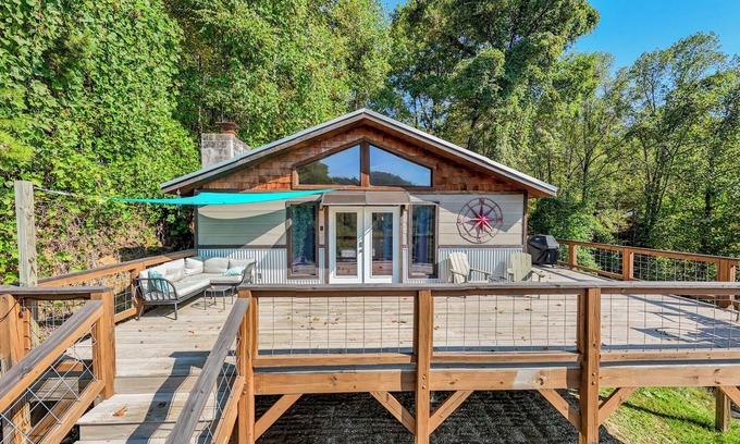 Almond Cabina | Stackstone Ridge- Gorgeous View!