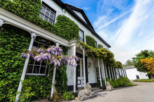 Lymm Casa | Statham Lodge Hotel