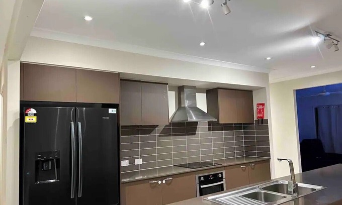 Flagstone Casa | Stay at Flagstone