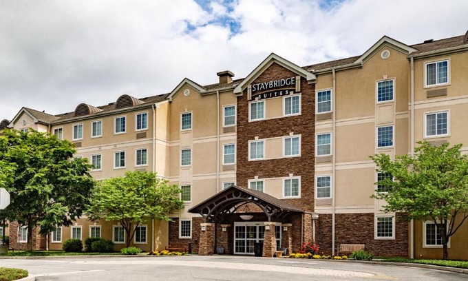 Royersford Hotel | Staybridge Suites - Philadelphia Valley Forge 422 by IHG