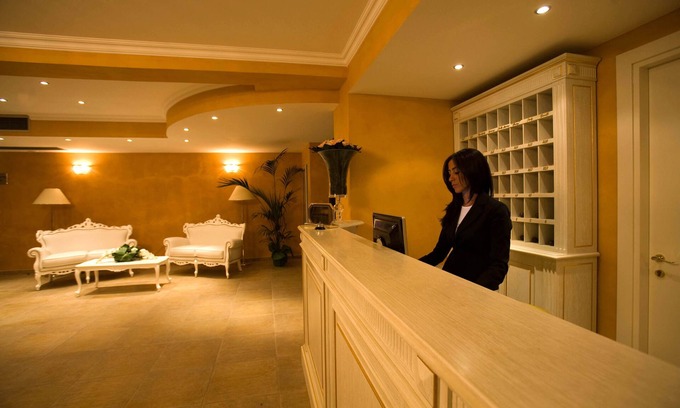 Porto Salvo Alquiler De RV | Stella Marina Hotel