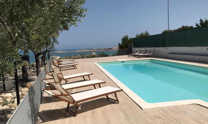 Defensola Apartamento | Stella Marina with Pool 100 m from beach