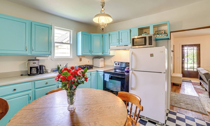 St Ignace Casa | Steps to Lake Huron: Retreat w/ Yard in St Ignace