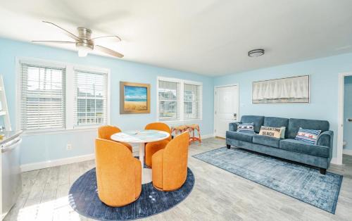 Brigantine Casa | Steps to Sand Updated Bouchee Beachy Condo Deck Parking