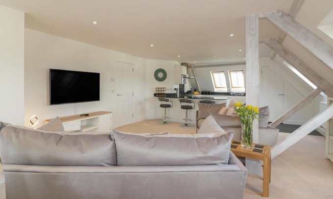 Bodmin Apartamento | Stores & Supplies