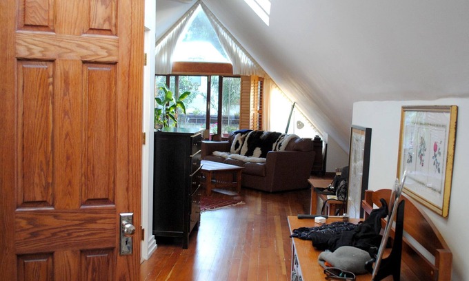 Western Addition Apartamento | Libro de cuentos en el ático Loft en la parte superior Alamo Square Victorian, de propiedad familiar, en el corazón de San Francisco