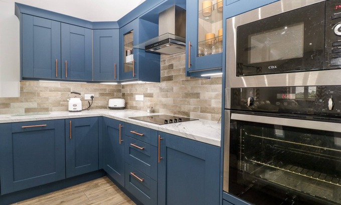 Congresbury Cabaña | Strawberry Stables